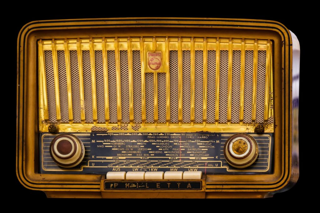 Historischer Radioempfänger